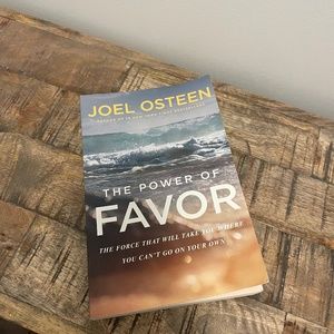 Joel Osteen the Power of Favor paperback